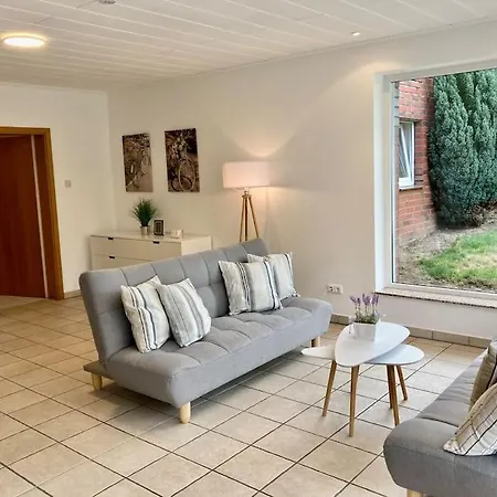 Helle Mit Wintergarten - Nahe Ruhrgebiet Und Freizeitpark Movie Park Apartmán *